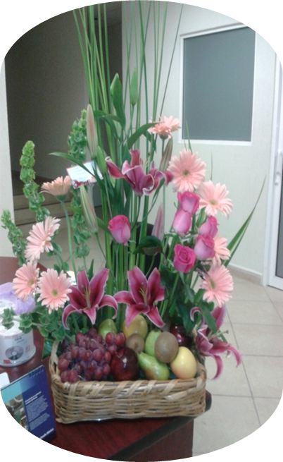 Flores y frutas  grande
