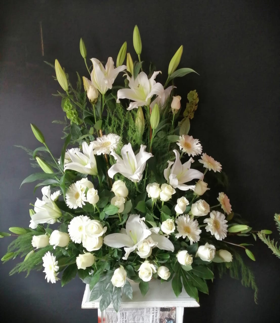 ofrenda  grande en blanco