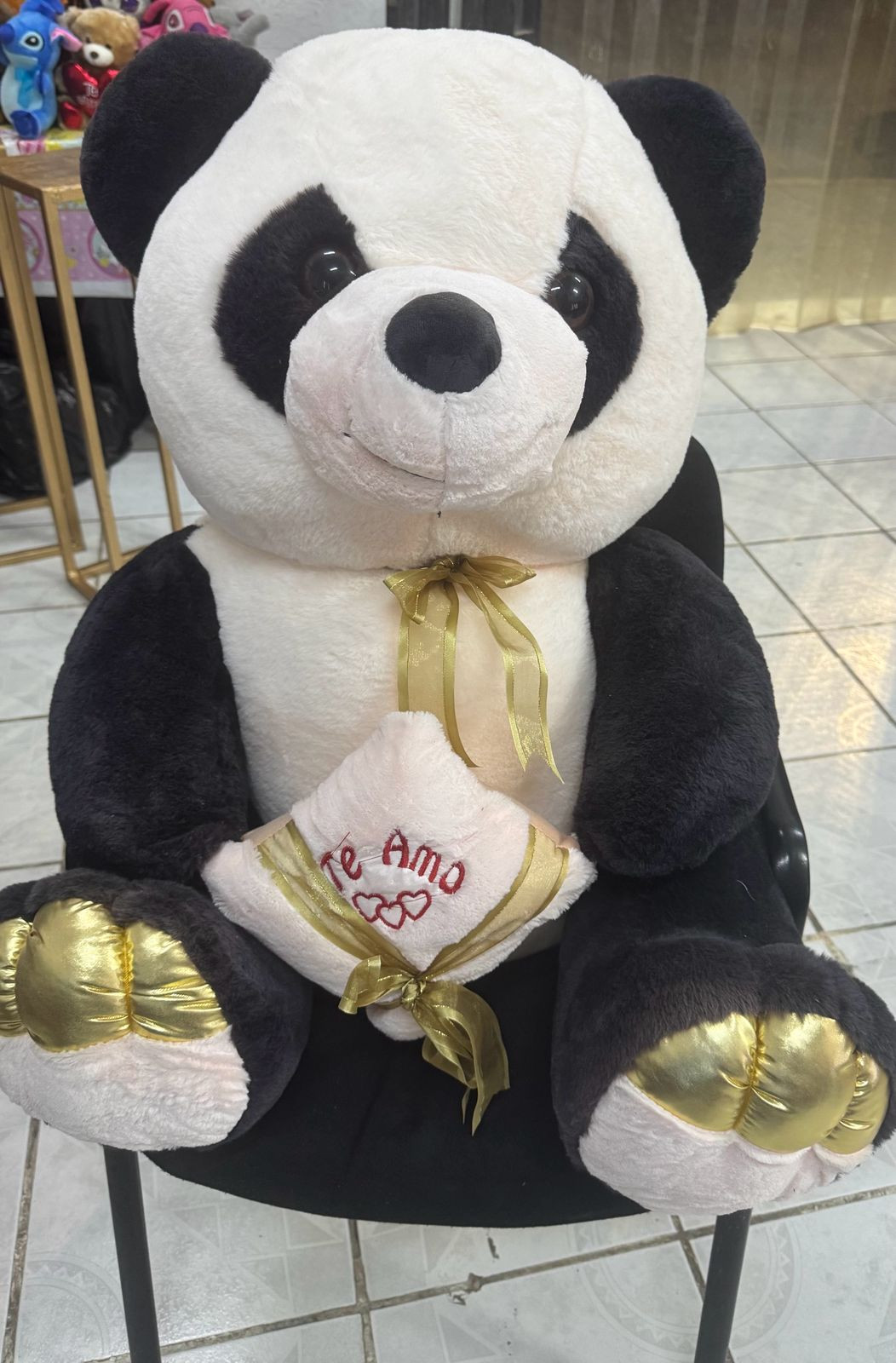 Peluche grande con corazon